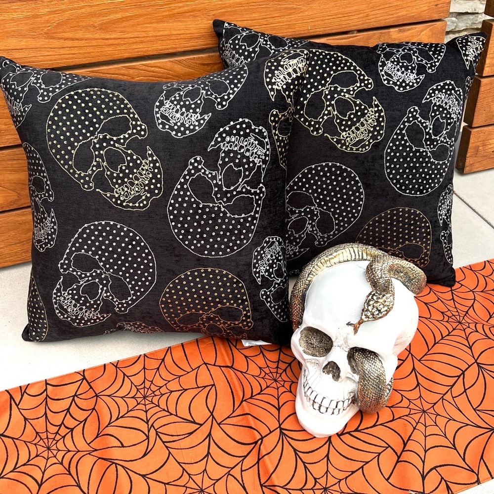 CUTE Embellished Halloween skull Home Decorative Bed or Couch Pillow Set